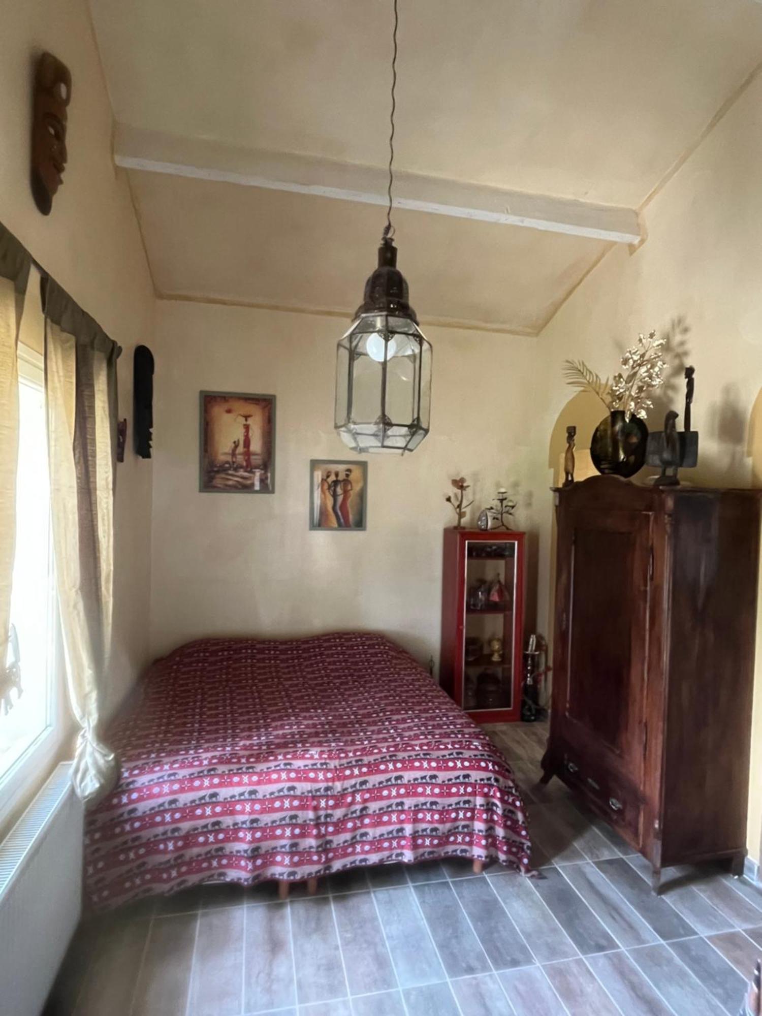 La Tour-dʼAigues Chambre D'Hotes المظهر الخارجي الصورة